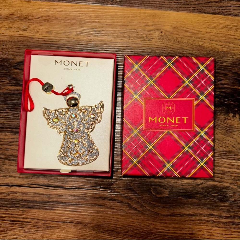 Christmas Ornament Angel Monet 2022 Gold Tone With Rhinestones NIB